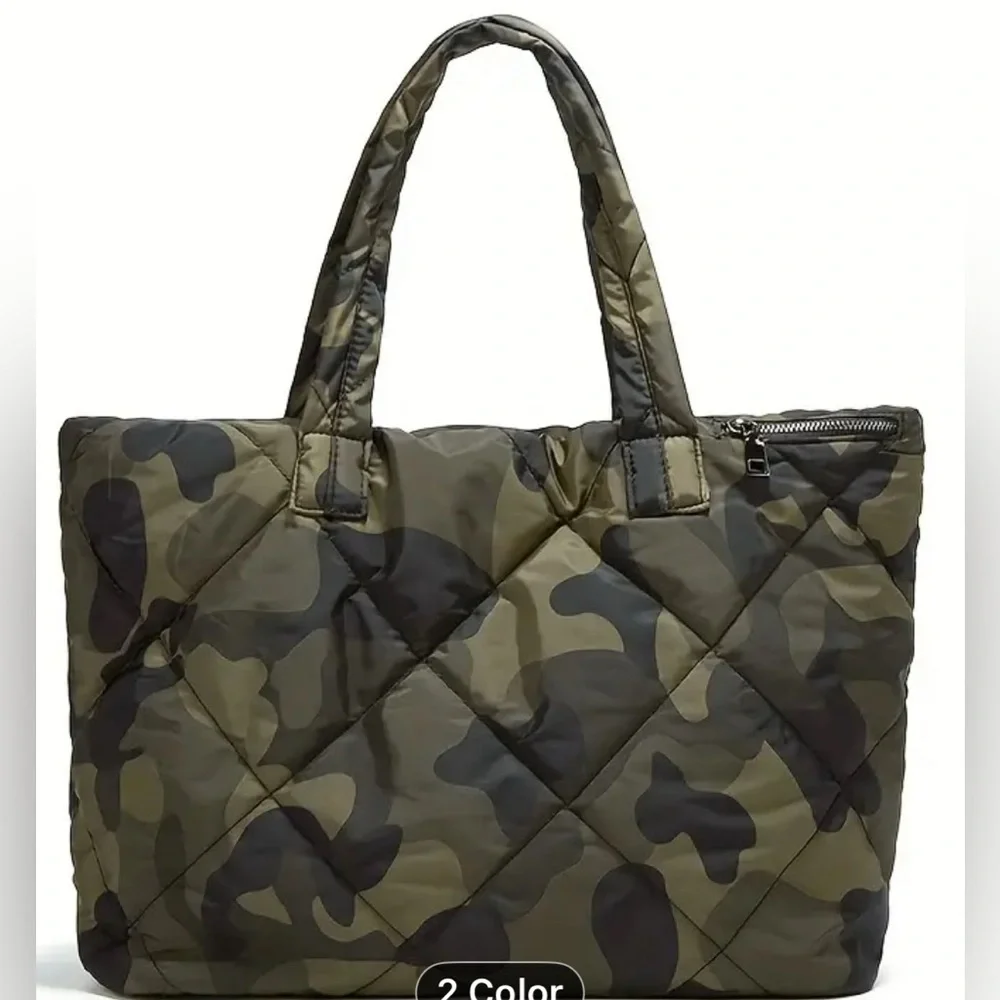 Camouflage Padded Tote Bag, Large Capacity Shoulder Bag, & pouch set NWT - Picture 5 of 7
